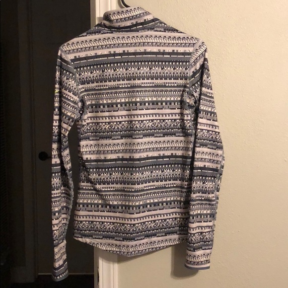 Nike dri-fit long sleeve - Picture 2 of 4